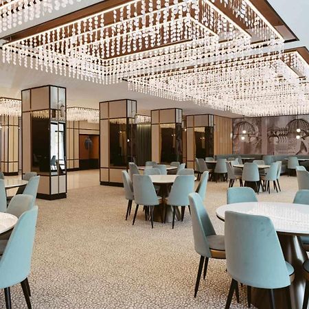 Hotel Васлуи Екстериор снимка