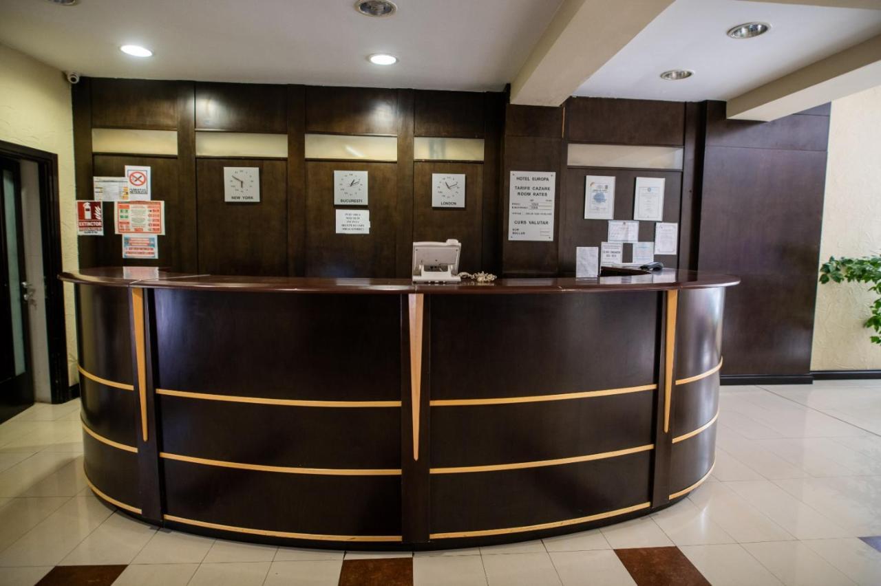 Hotel Васлуи Екстериор снимка