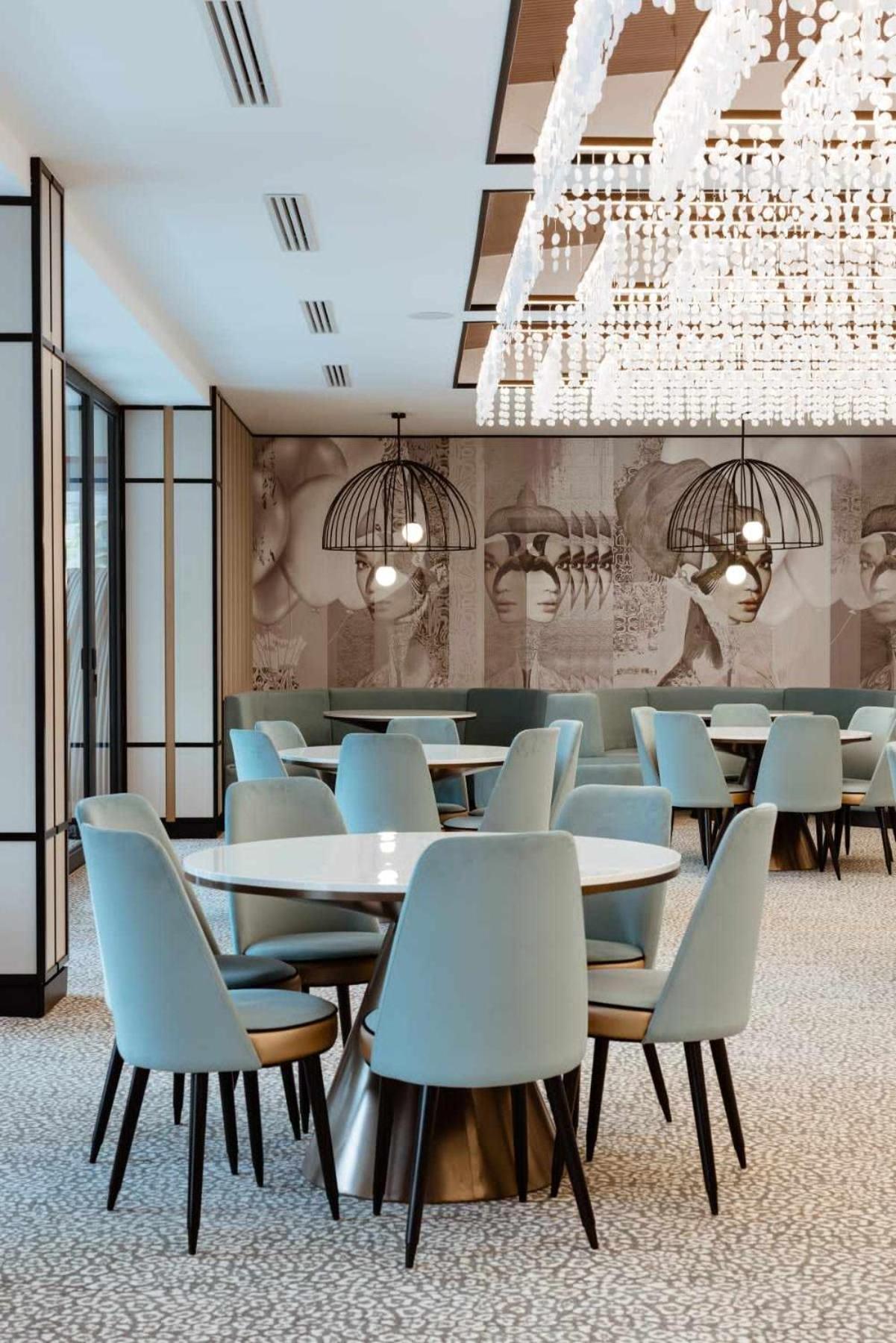 Hotel Васлуи Екстериор снимка